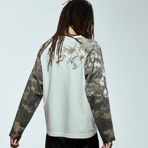"after us" camo Longsleeve off white