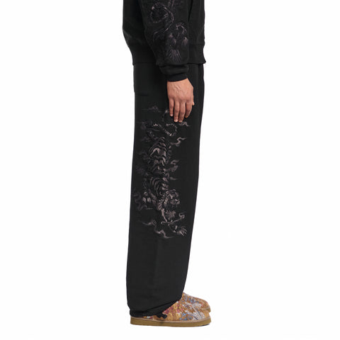 "yakuza v3" Sweatpants black 01